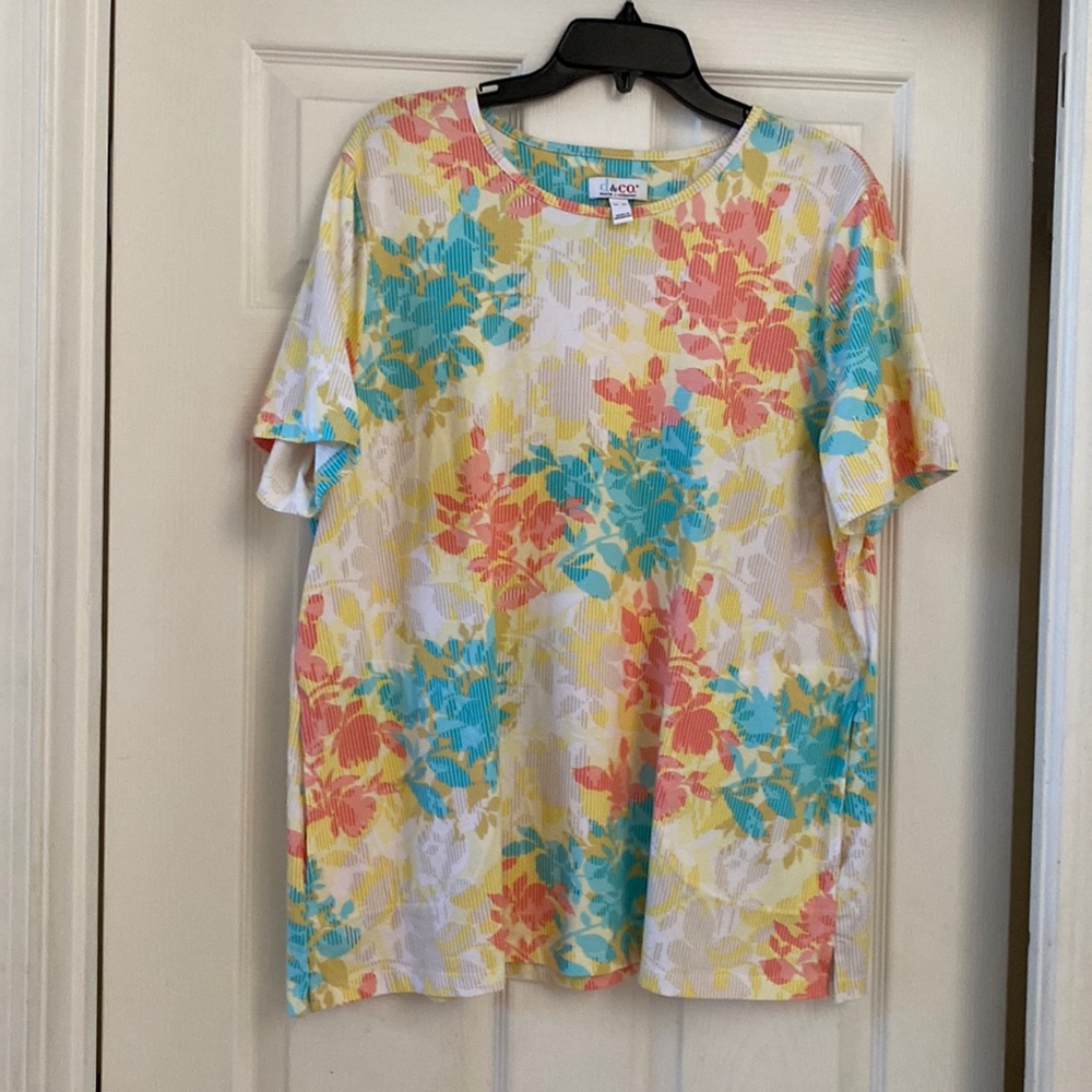 D & Co printed jersey with pockets
